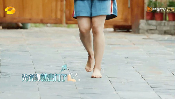 个子矮腿又粗穿什么裤子,个子矮腿短又粗