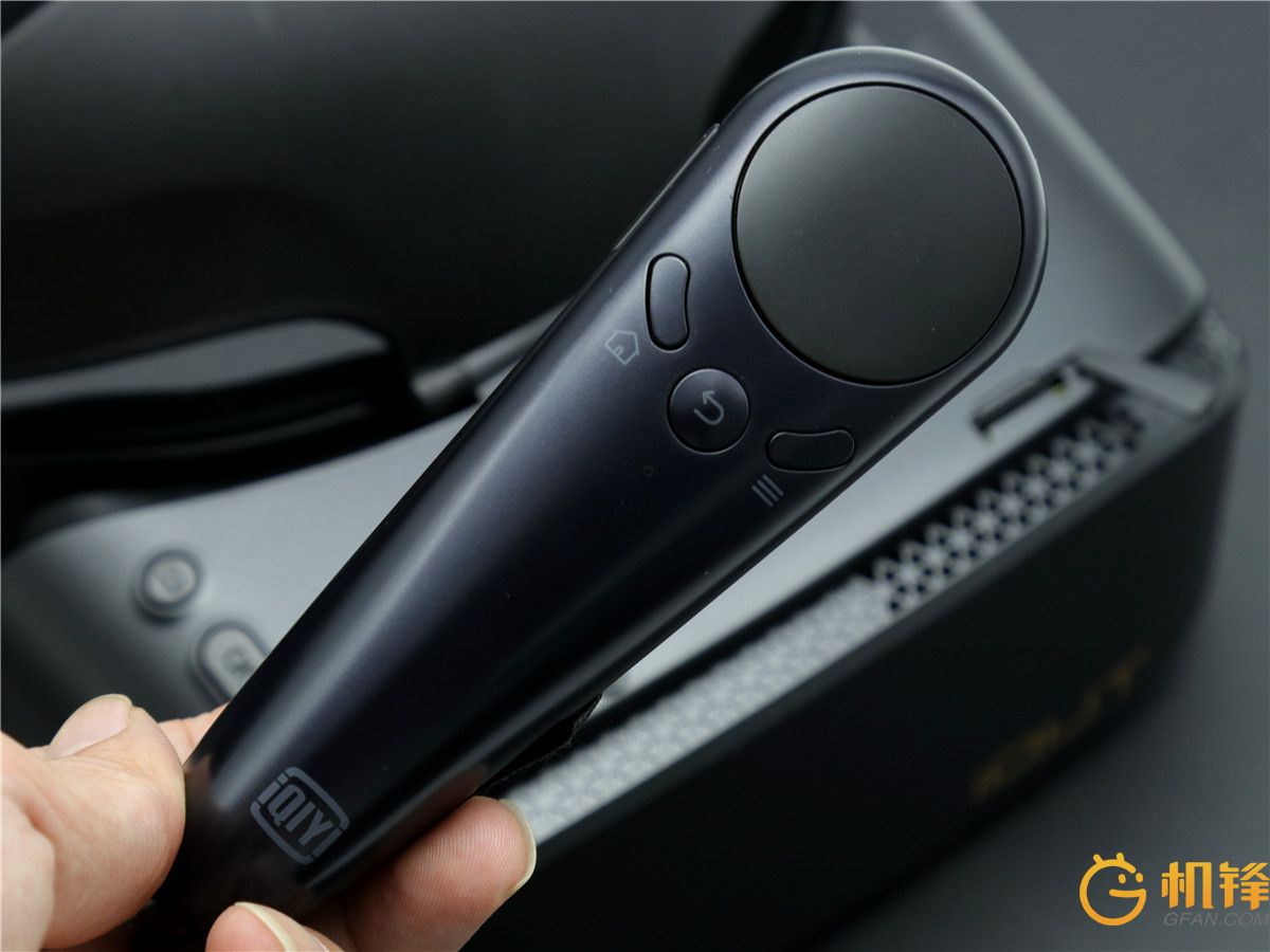 爱奇艺奇遇vr新款,爱奇艺奇遇二代vr清晰度