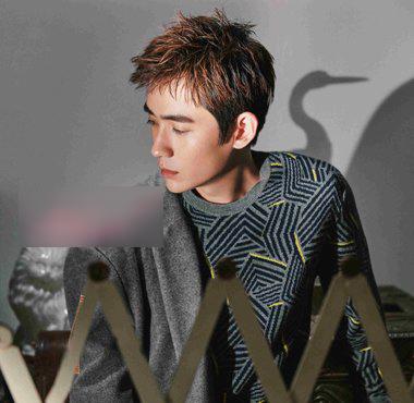 亚洲男士侧分刘海,刘海发型男生二八侧分怎么吹