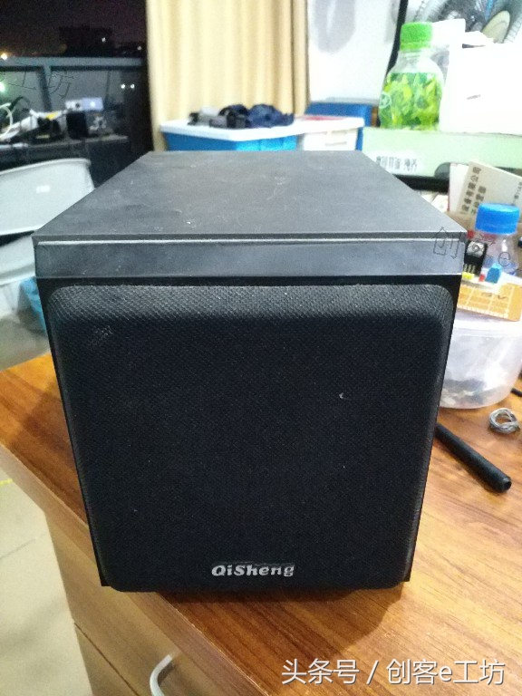 用lm3915芯片做100段音频频谱灯,lm3886t功放最佳供电电压是多少