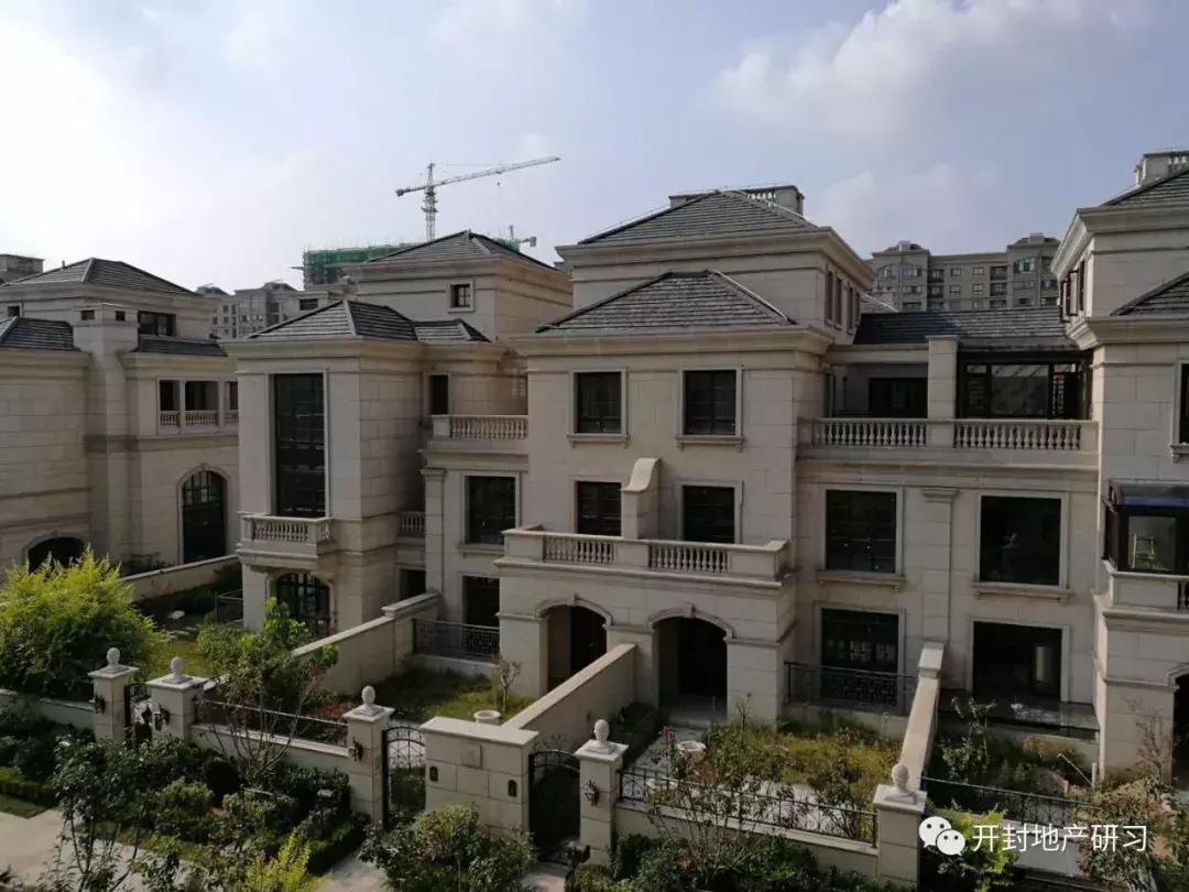 开封小型别墅多少钱,开封200万独栋别墅视频