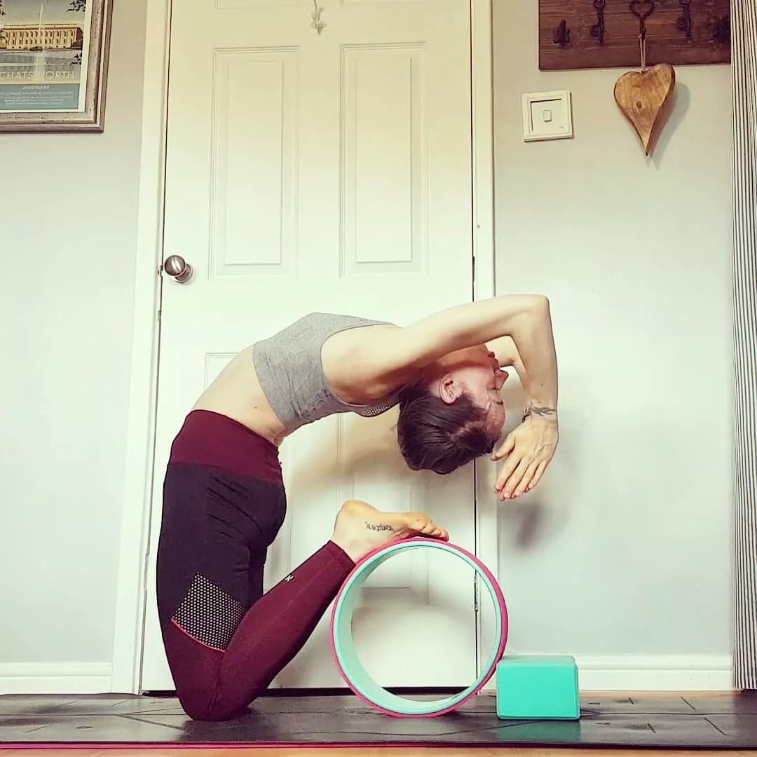 瑜伽腰酸背疼训练方法,缓解腰酸背痛的瑜伽练习