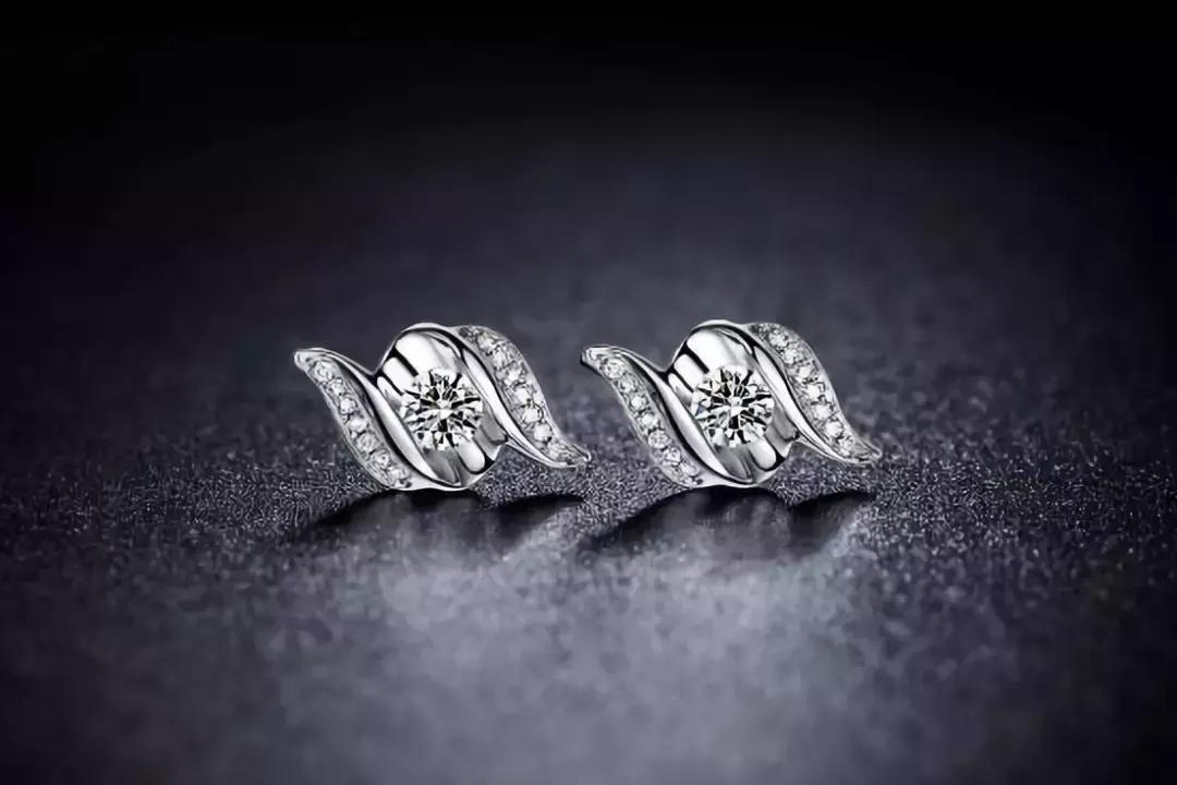 上汽大通g50怎么放不了视频,上汽大通g50到底值不值得买