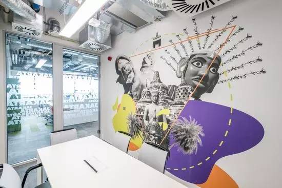 极简办公空间设计风格,会玩是个高水平的工作