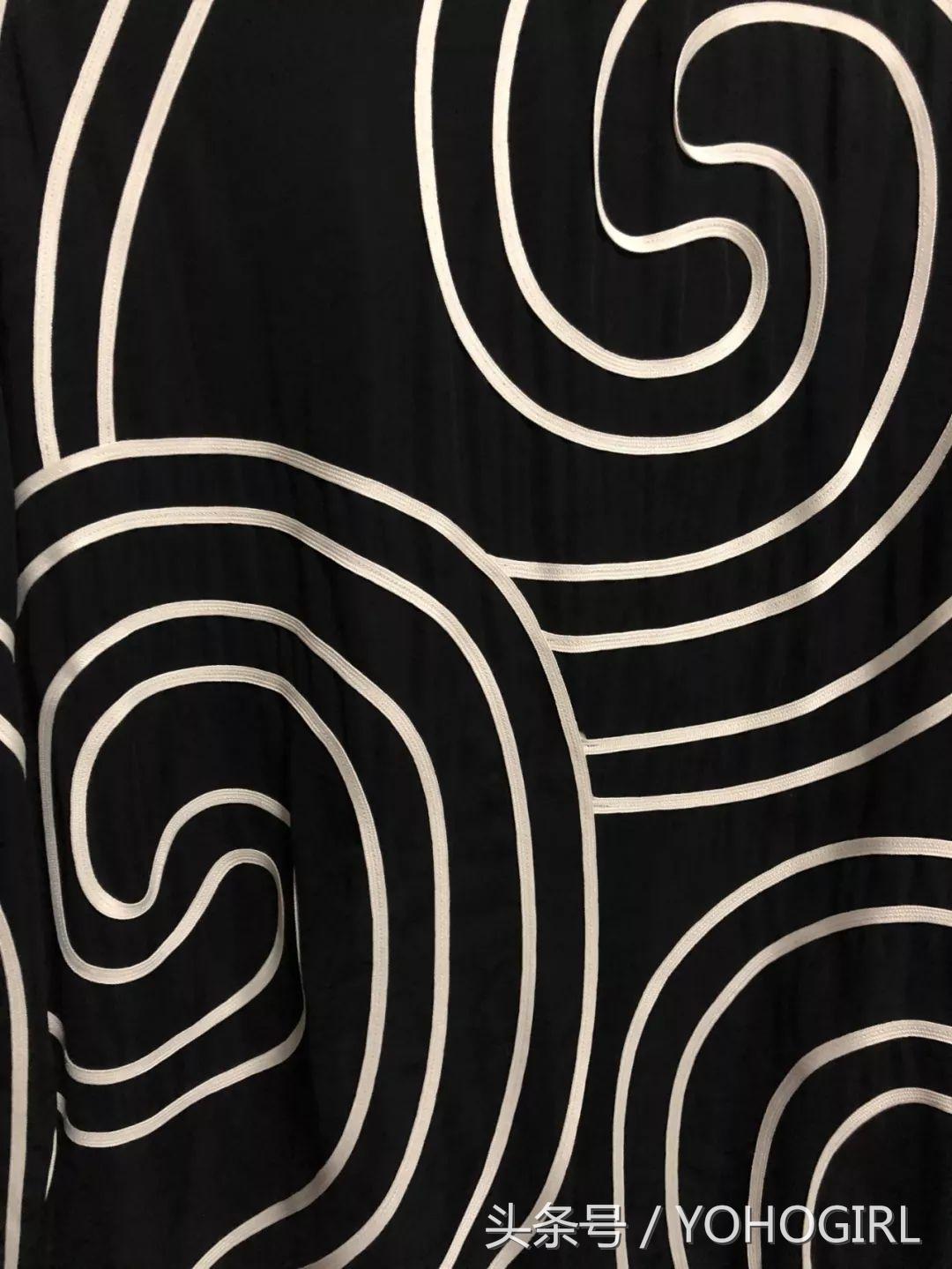 买它花了我一个月工资，可居然穿了一天就坏了？！