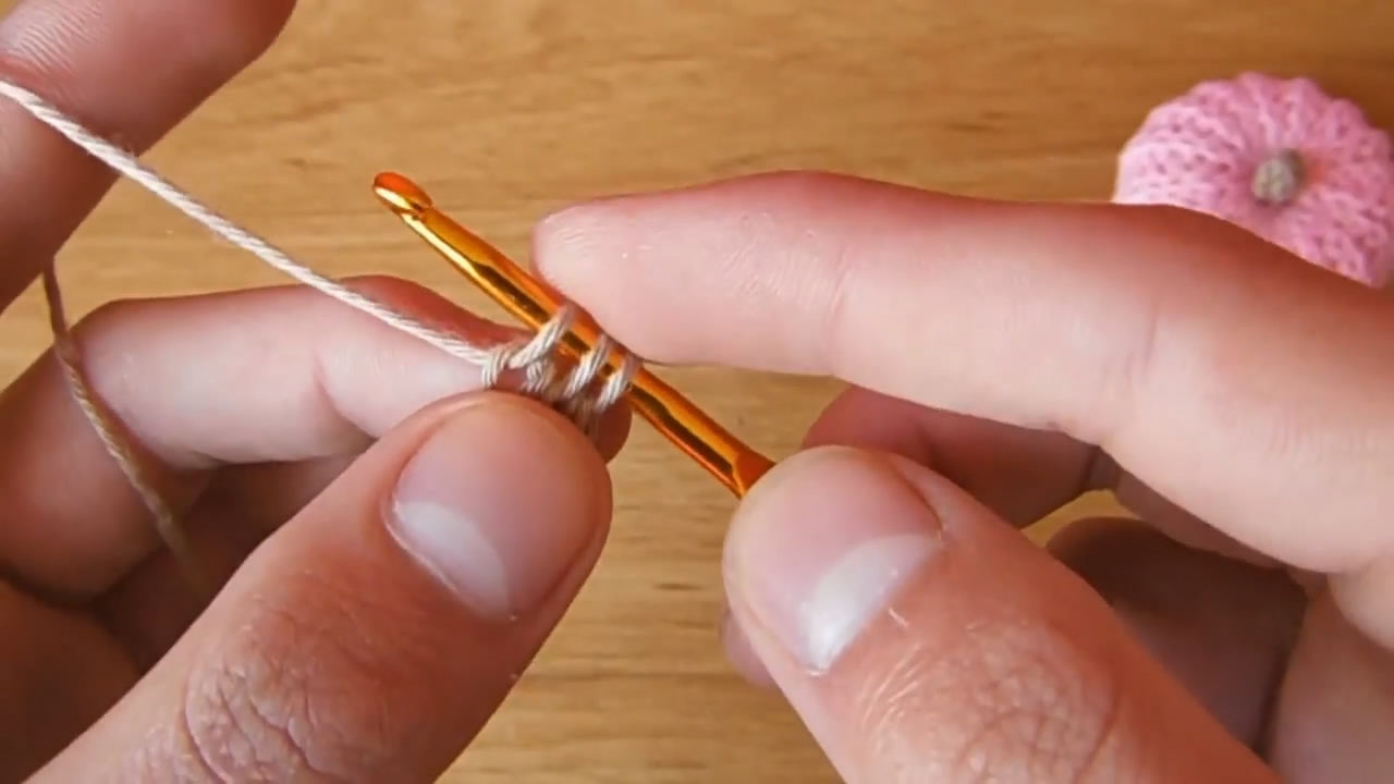 南瓜毛线钩织方法教程,毛线钩织长南瓜完整教程