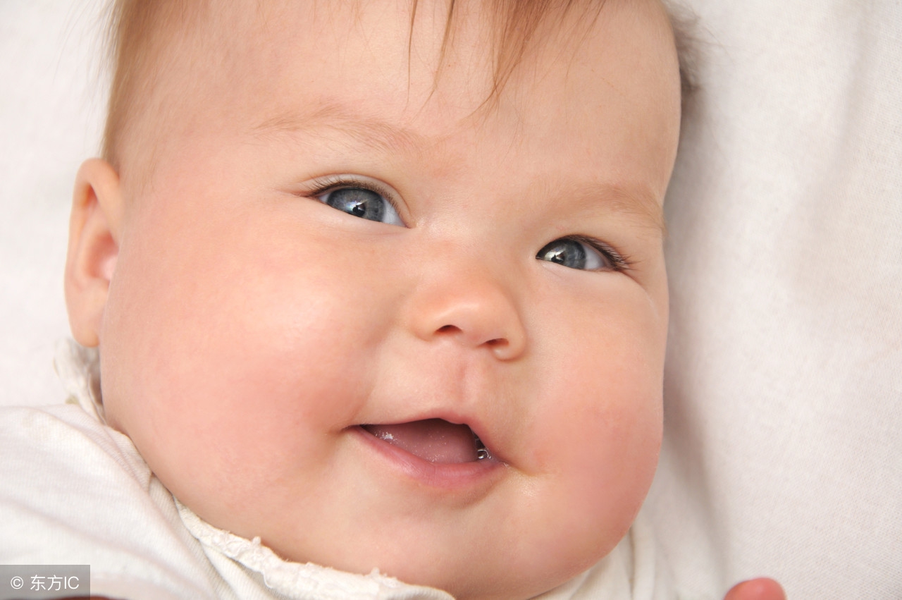 宝宝奶胖脸超大,宝宝奶膘啥意思
