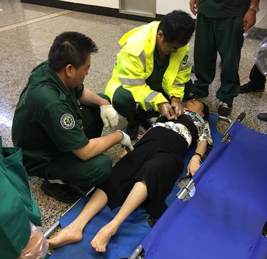 沈阳地铁女安检员,沈阳地铁女安检