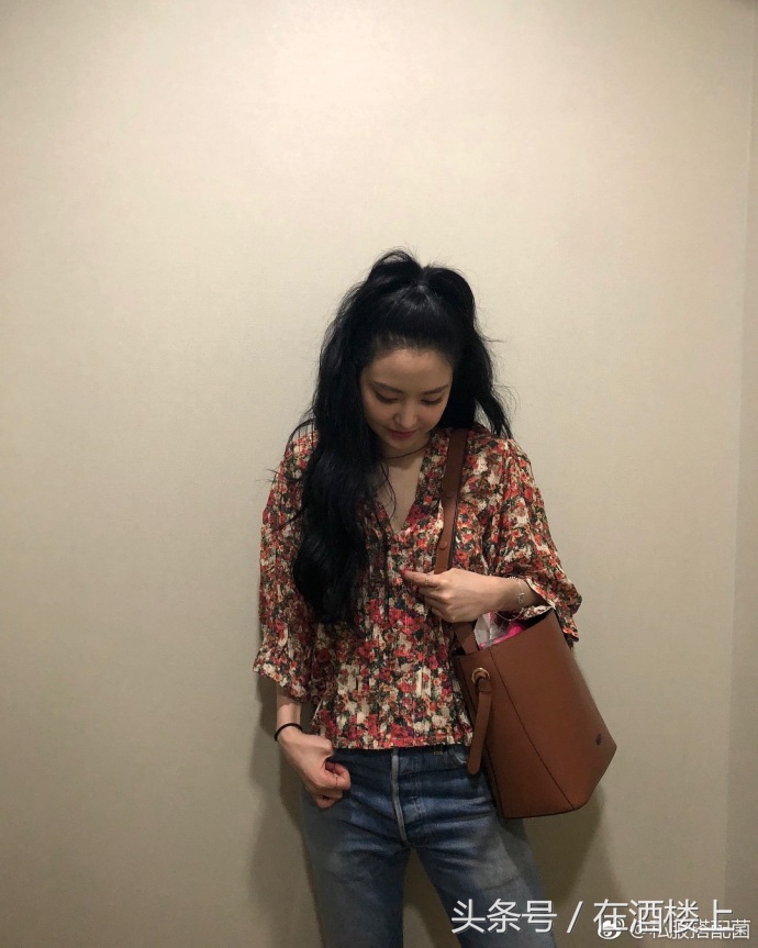 韩国女团apink孙娜恩黄色发色,apink女团孙娜恩