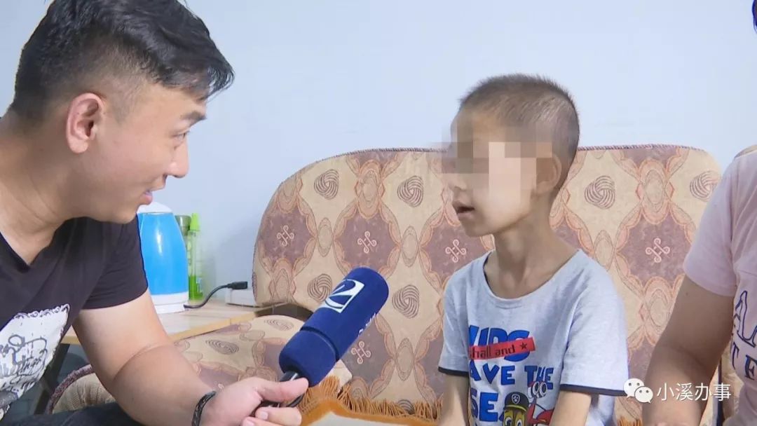 7岁男孩吃不下饭，不到一年瘦20斤+……请您支招儿！