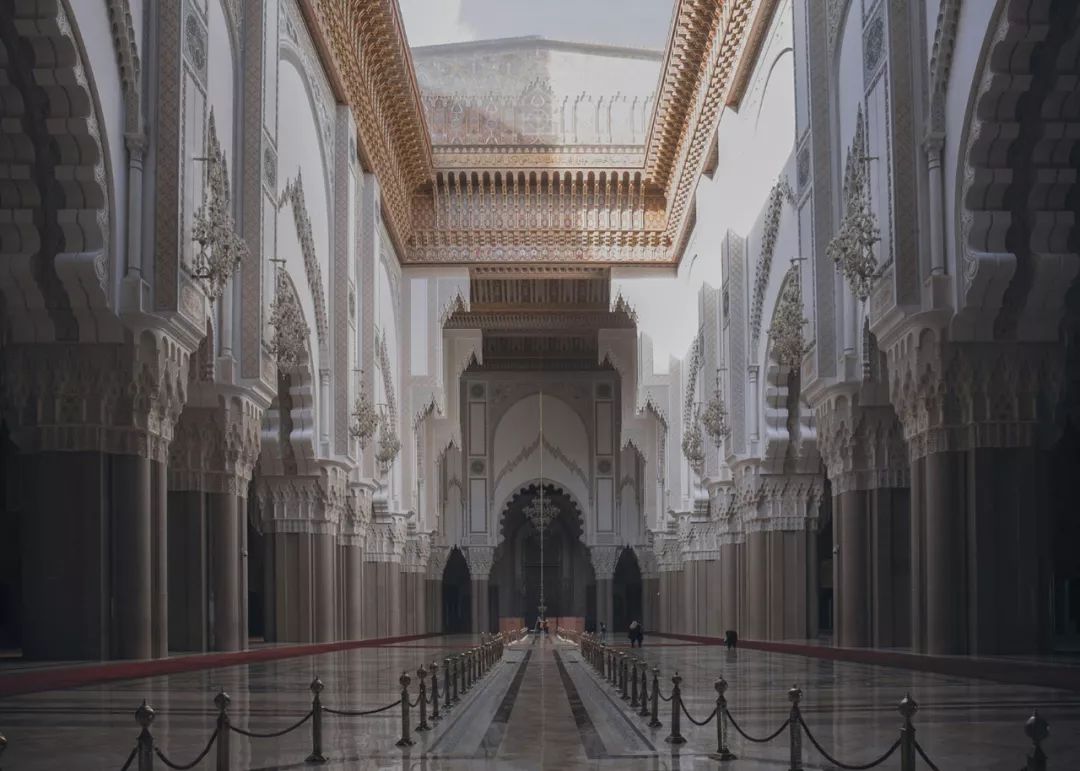 解压！美哭的对称建筑，瞬间治愈强迫症患者