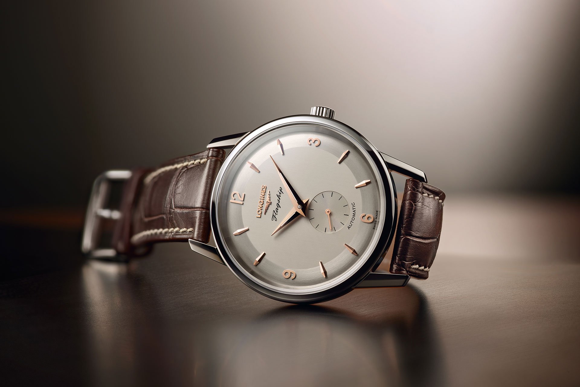 戴高仿表有必要吗,女孩子不要懂左手戴手镯的含意