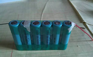 如何制作简易充电宝,如何制作12v电源充电宝