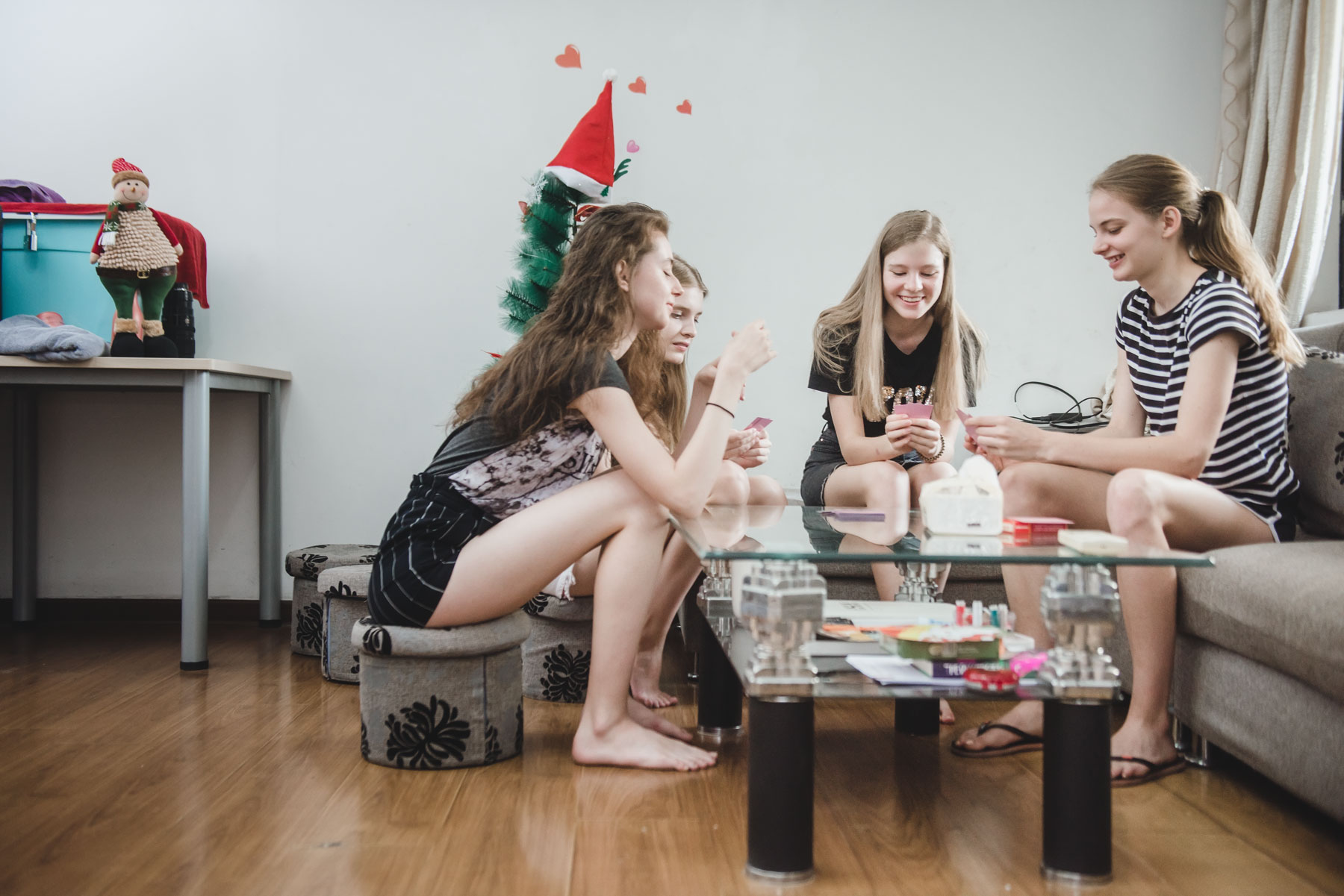 想留在中国生活的俄罗斯女孩,在中国务工的东欧姑娘