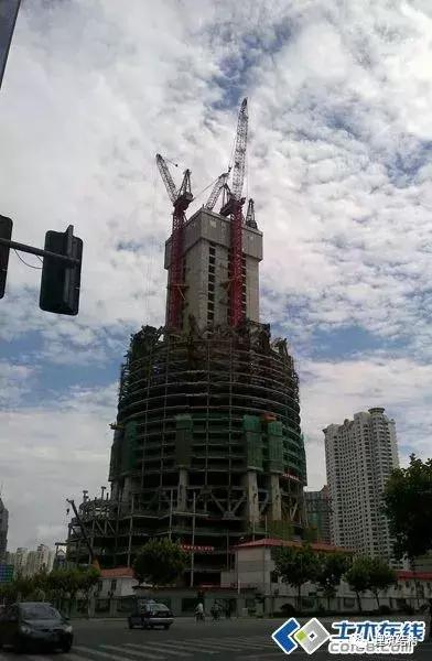 上海中心大厦127层怎么有632米,上海中心大厦632米127层内部