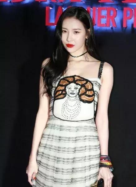 所有色号都好看的口红,十支大牌口红必买色号推荐