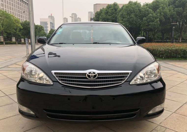 小伙花4万5买的车,90后小伙买丰田佳美