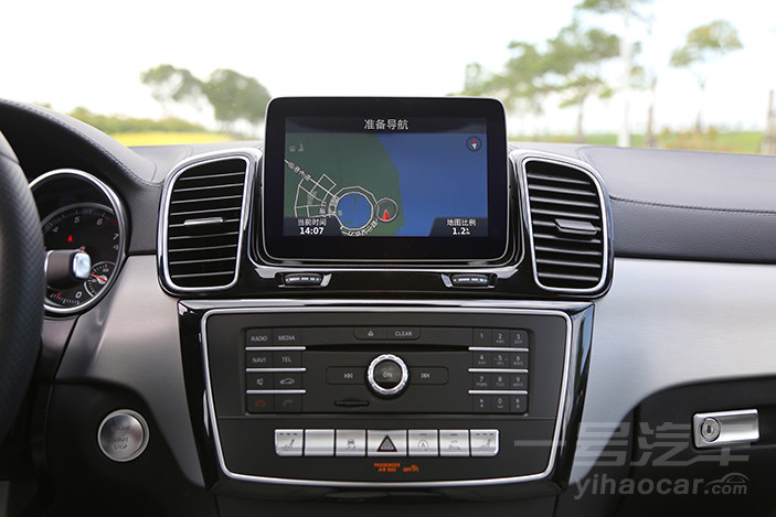 开gle400,沉浸式体验奔驰gle400coupe