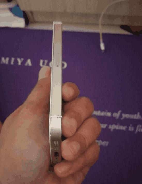 网友入手一部iPhone5s,发现不能使用4G网络?