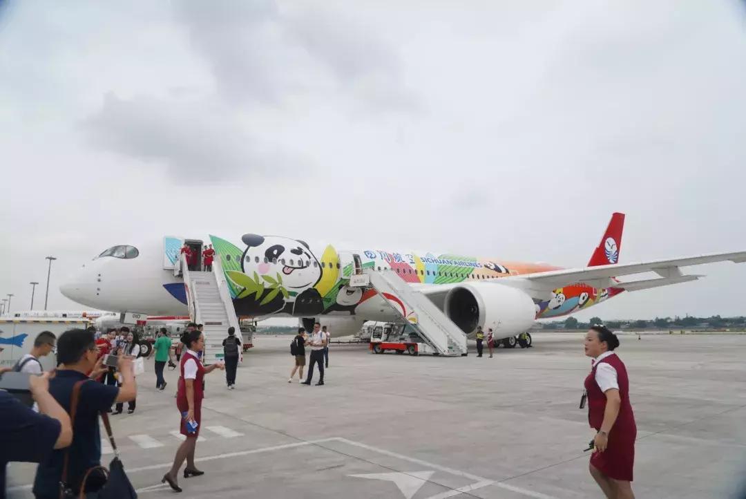 四川航空a350有超级经济舱吗,四川航空a330经济舱乘坐体验