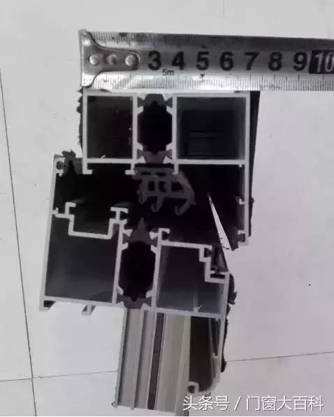 65断桥铝门窗多少钱一平,伟业断桥铝门窗65厚的价格