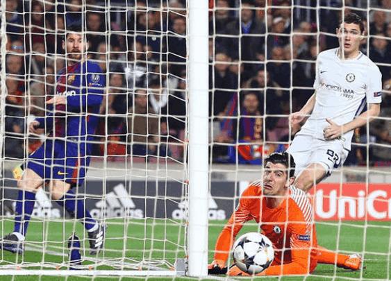 梅西远射穿裆场外记者都不看球，盘点梅西那些著名的穿裆时刻