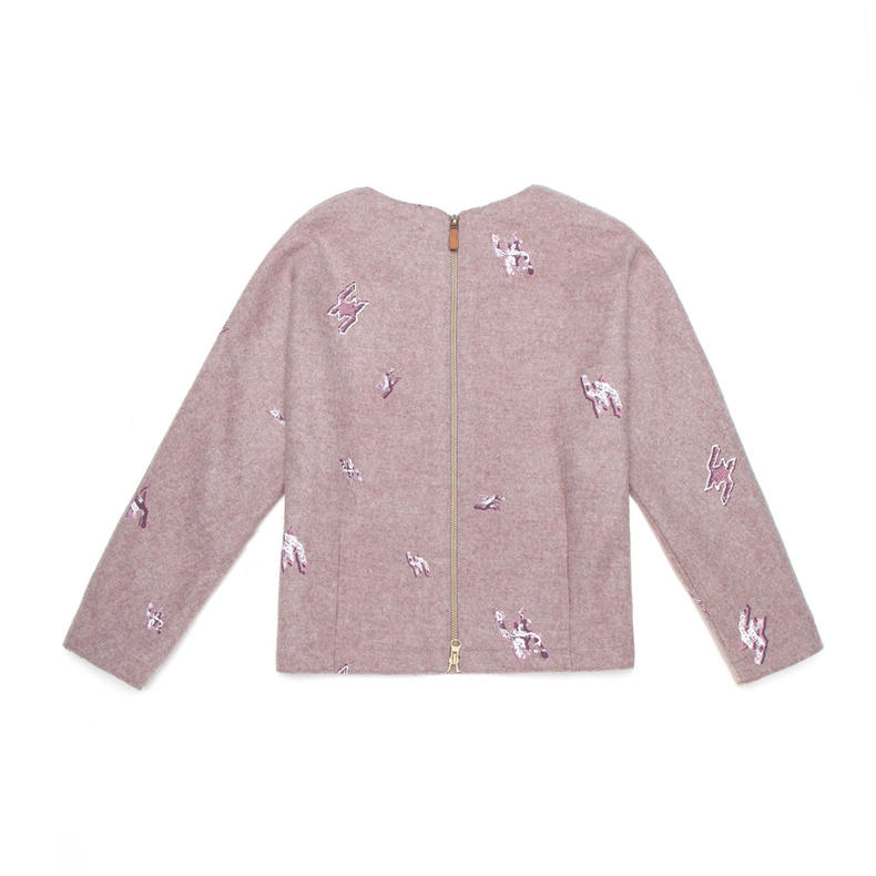 毛衣穿搭满大街？还得靠品质打败平庸