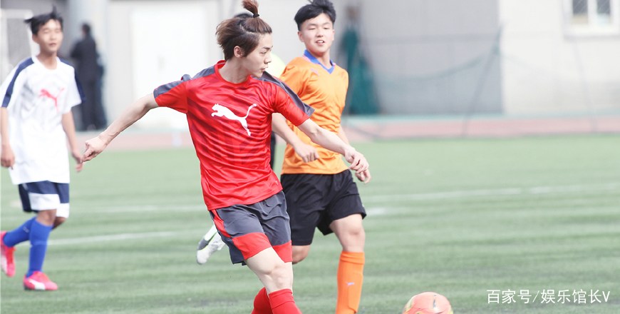 李易峰评价鹿晗,李易峰鹿晗打篮球