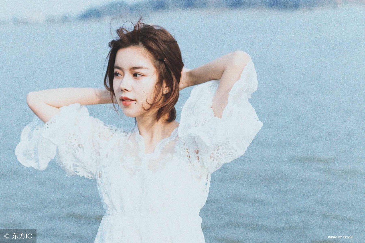 唐靖泽的黑眸渐渐加深了颜色：“我以后的日子？”