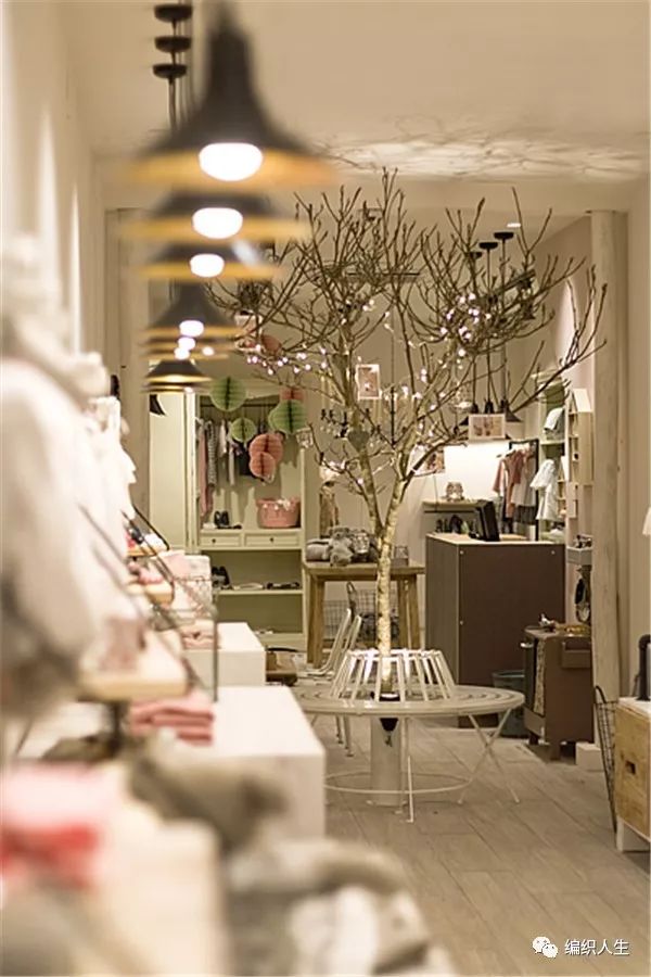 最新款好看的儿童毛衣,儿童中长款宽松毛衣