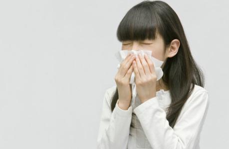 凡士林有什么作用怎么使用,凡士林妙用护肤