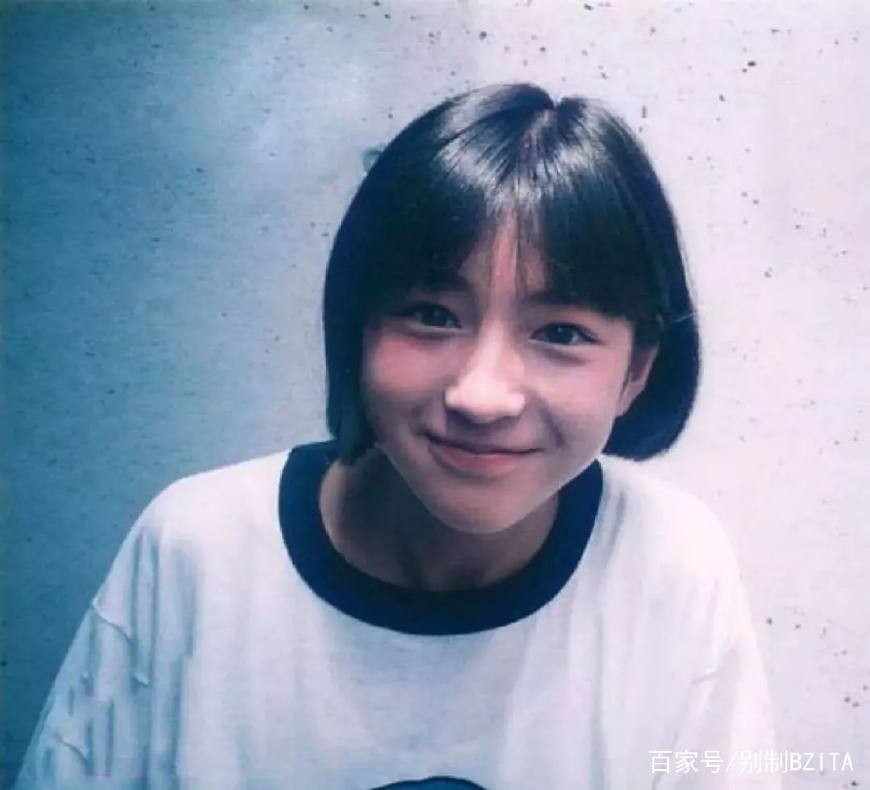 易烊千玺的少年感,广末凉子、袁咏仪、宣萱这些女星们从来都不缺