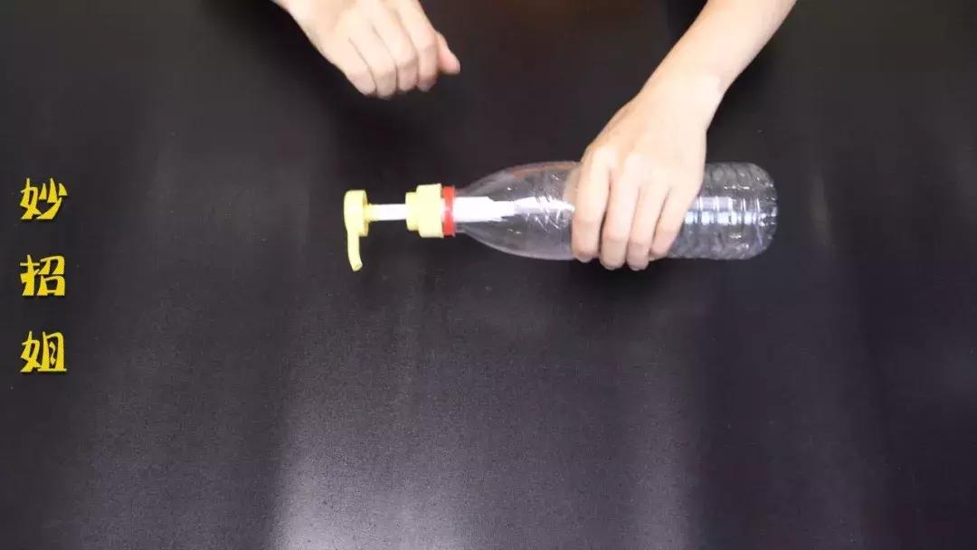 用过期的洗洁精会怎样,洗洁精瓶压嘴的正确方法