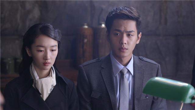 周冬雨10年前旧照曝光,周冬雨为什么资源那么好