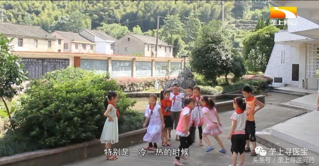 1岁半宝宝为何哭闹不止?原是它在作祟!宝宝出现这4种症状要当心