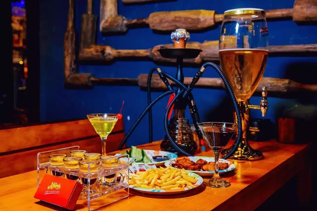 你经常去的酒吧,你经常去的酒吧叫什么