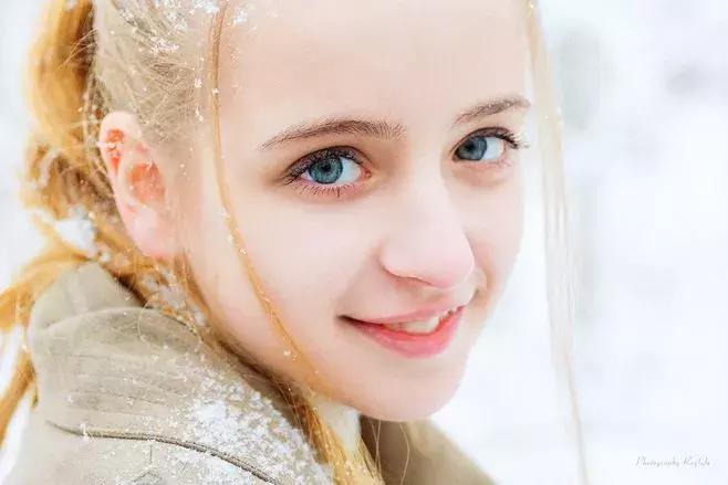 俄罗斯的化妆品是不是好又便宜,12块钱化妆品