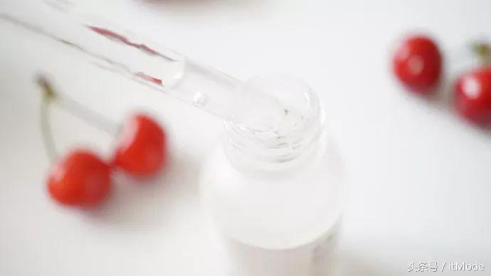 抗老适用什么成分的护肤品,哪款抗老的护肤品好用