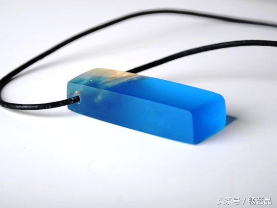 树脂水晶项链吊坠,圆形橄榄石项链吊坠设计