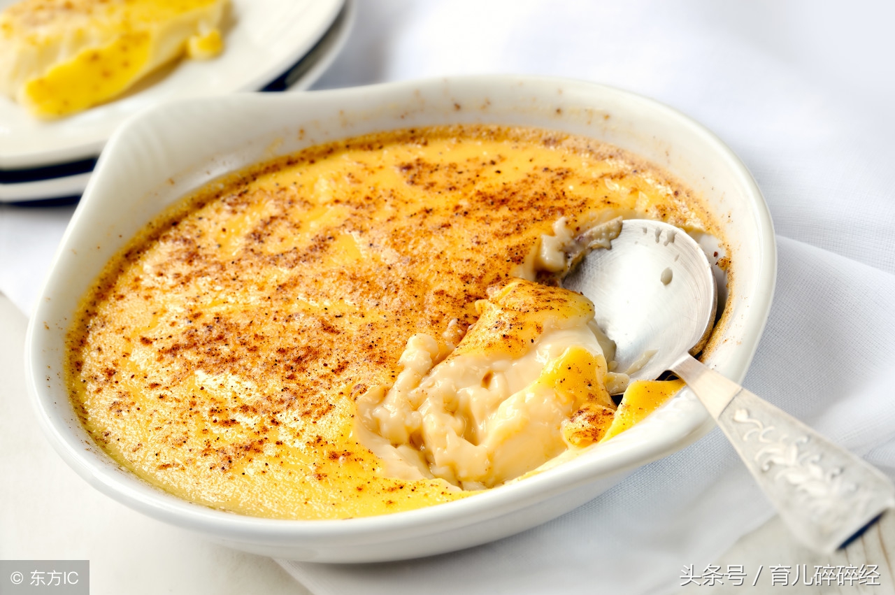 四个月宝宝吃奶不专心怎么回事,4个月婴儿吃奶不专心是怎么回事