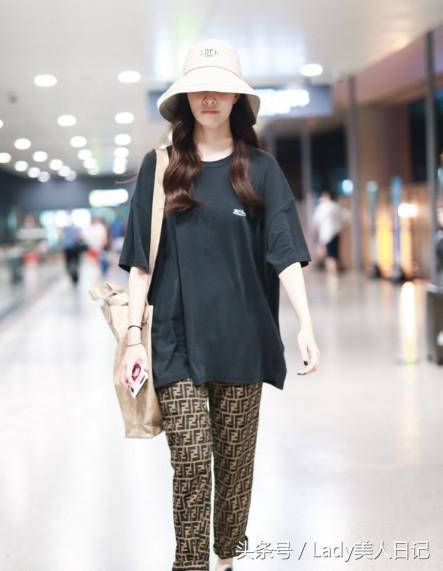 戚薇的同款帽子,超级超级好看的御姐帽子