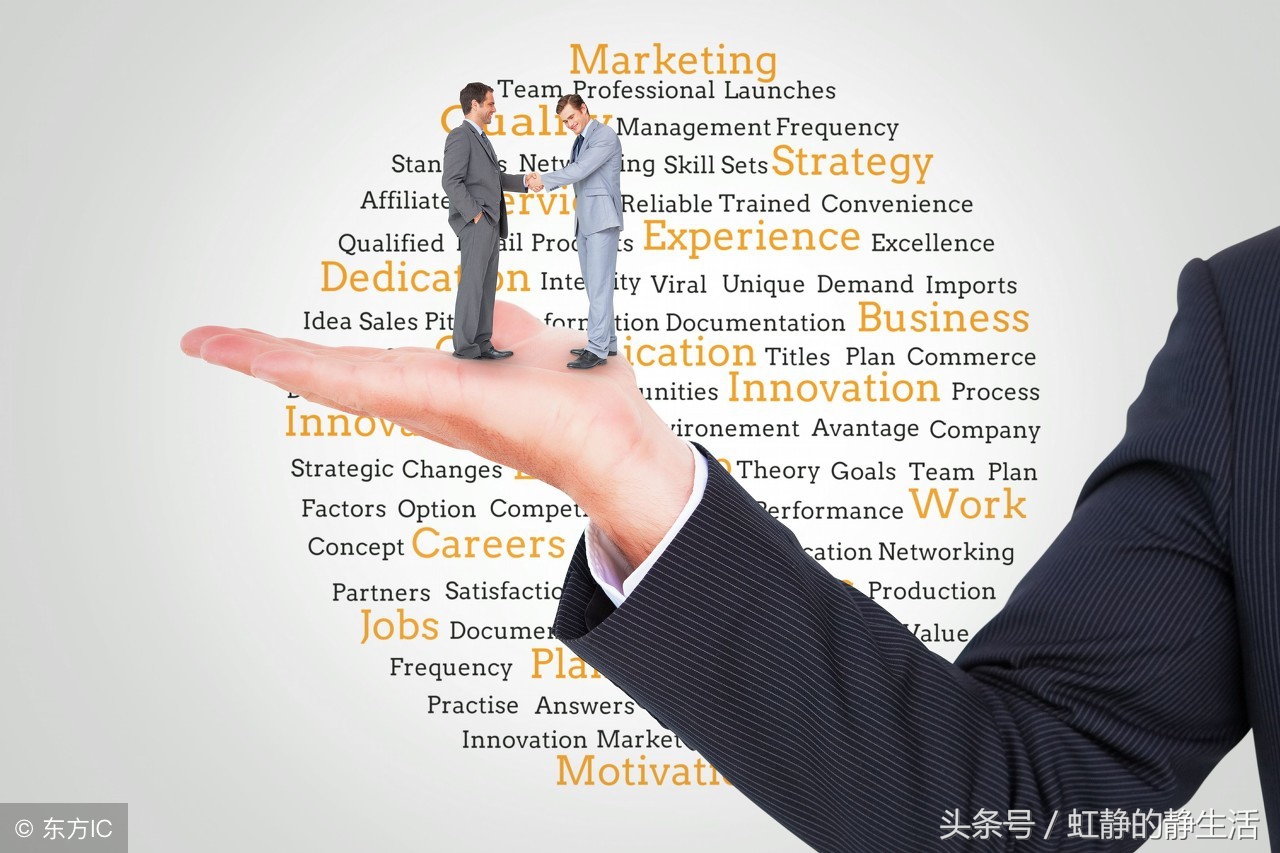 日本富士电视台女主播,日本女记者体验室外温泉