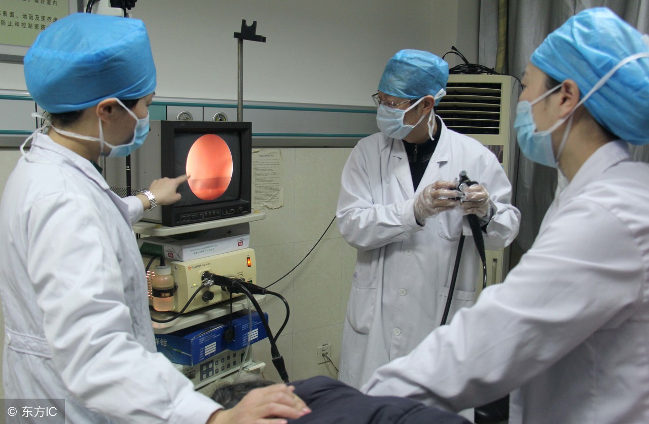 为什么医生叫你做胃镜,做胃镜怕疼听听消化科医生怎么说