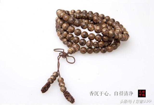 沉香手串戴后颜色会有什么变化,沉香手串变色是真的吗