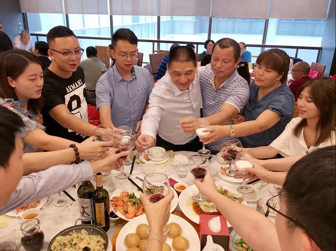 参与共建新兴铷产业——万铷意企业揭牌仪式暨答谢会圆满落幕