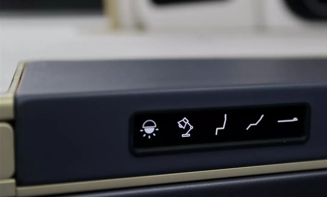 南航波音7879公务舱体验,南航波音787-9公务舱哪个位置好