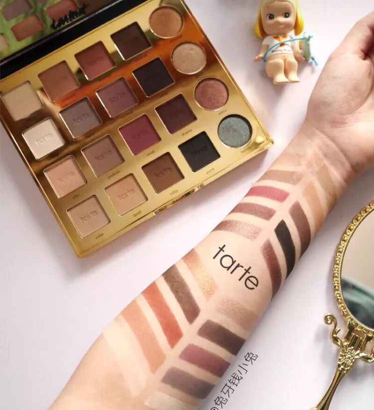 眼影画不好显得眼睛肿,眼影画的不好可以修么