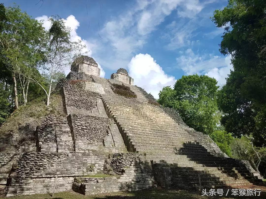 发现了长得像图卢姆的准网红小镇，人均500住进加勒比海景别墅