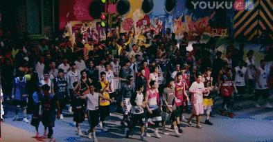 为什么李易峰话题度那么高,李易峰和粉丝相爱相杀的瞬间