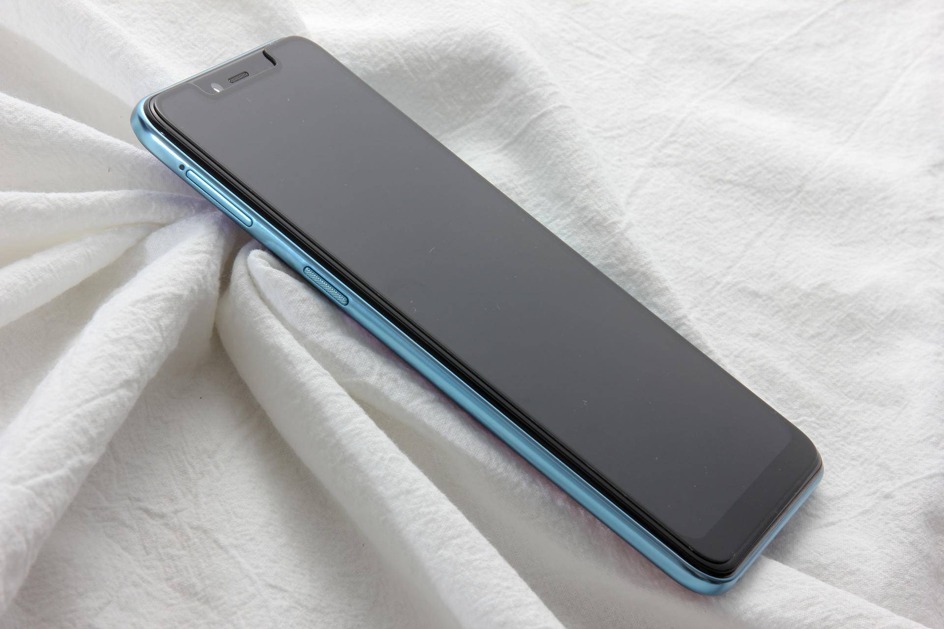 值得年轻人上手的最新手机,年轻人用过的第一代智能手机